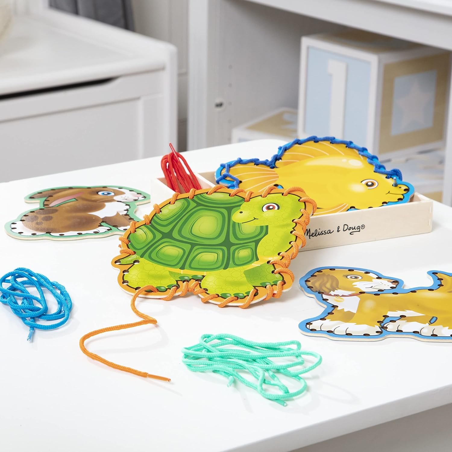 Melissa & Doug Lace and Trace Activity Set: Pets - 5 Wooden Panels and 5 Matching Laces - Image 3