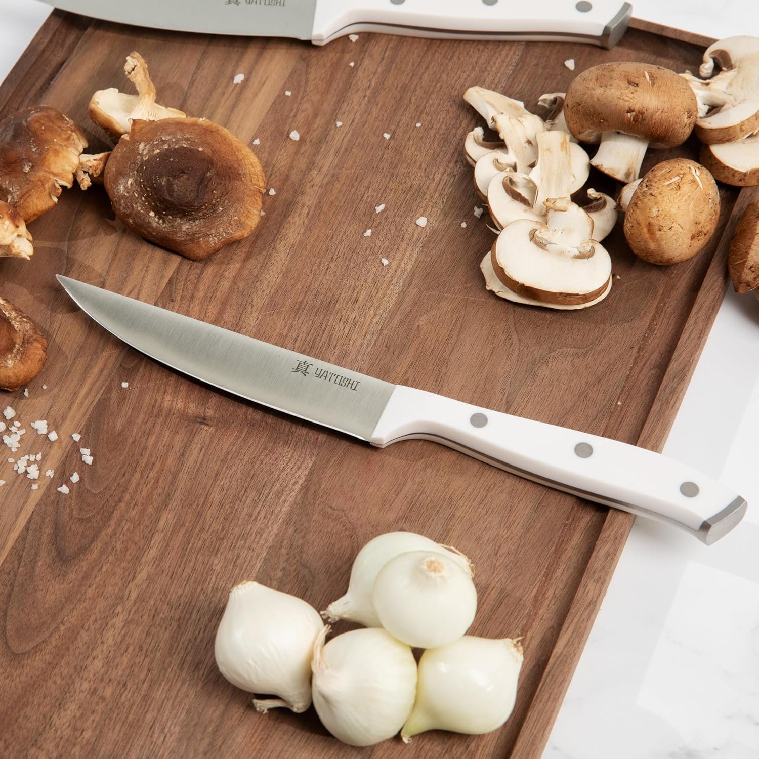 Yatoshi 15 Piece White Knife Block Set - Pro Kitchen Knife Set Ultra Sharp High Carbon Stainless Steel with Ergonomic Handle - Image 9