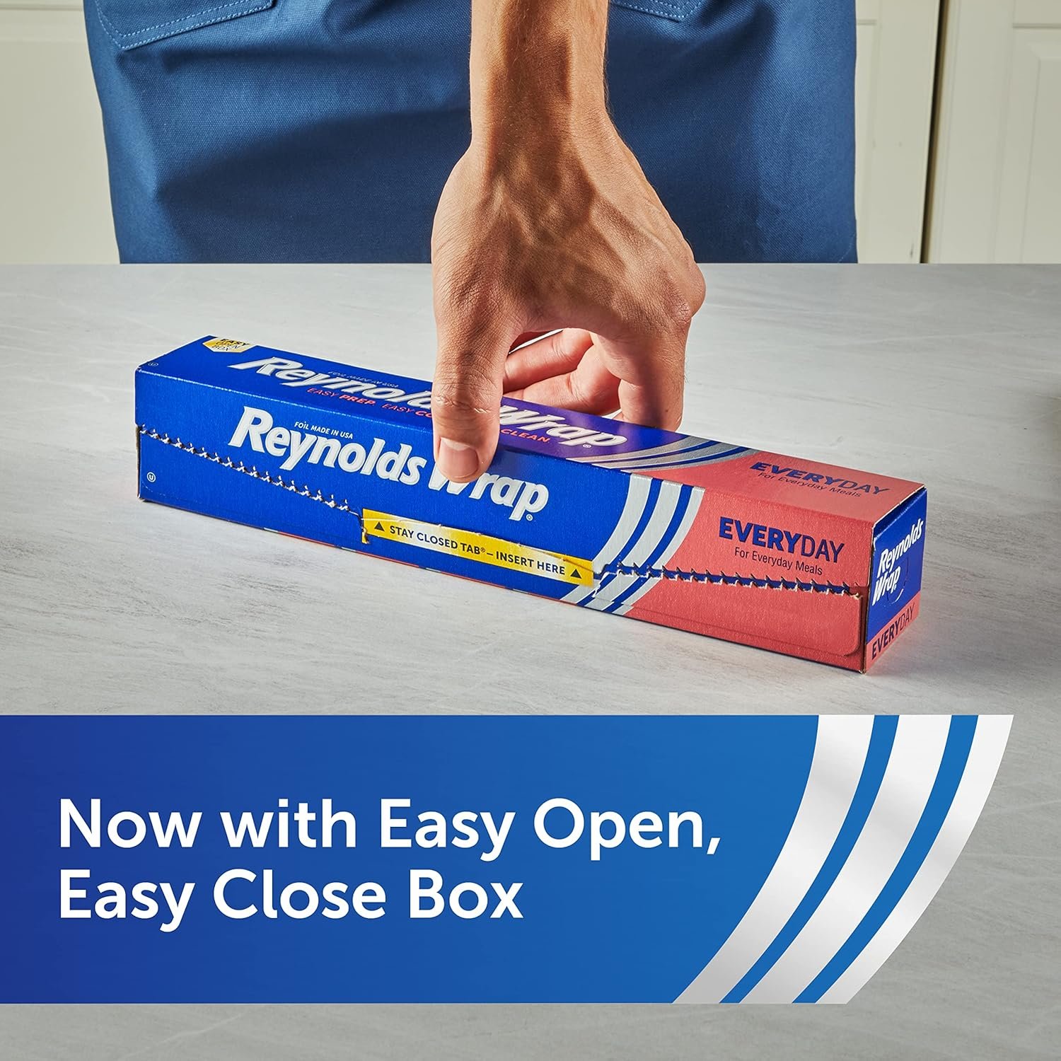 Reynolds Wrap Everyday Strength Aluminum Foil Roll, Freezer Safe and Grill Safe, Great for Foil Packets and Home Cooking, 12 Inches Wide, 200 Total Sq. Ft. - Image 3