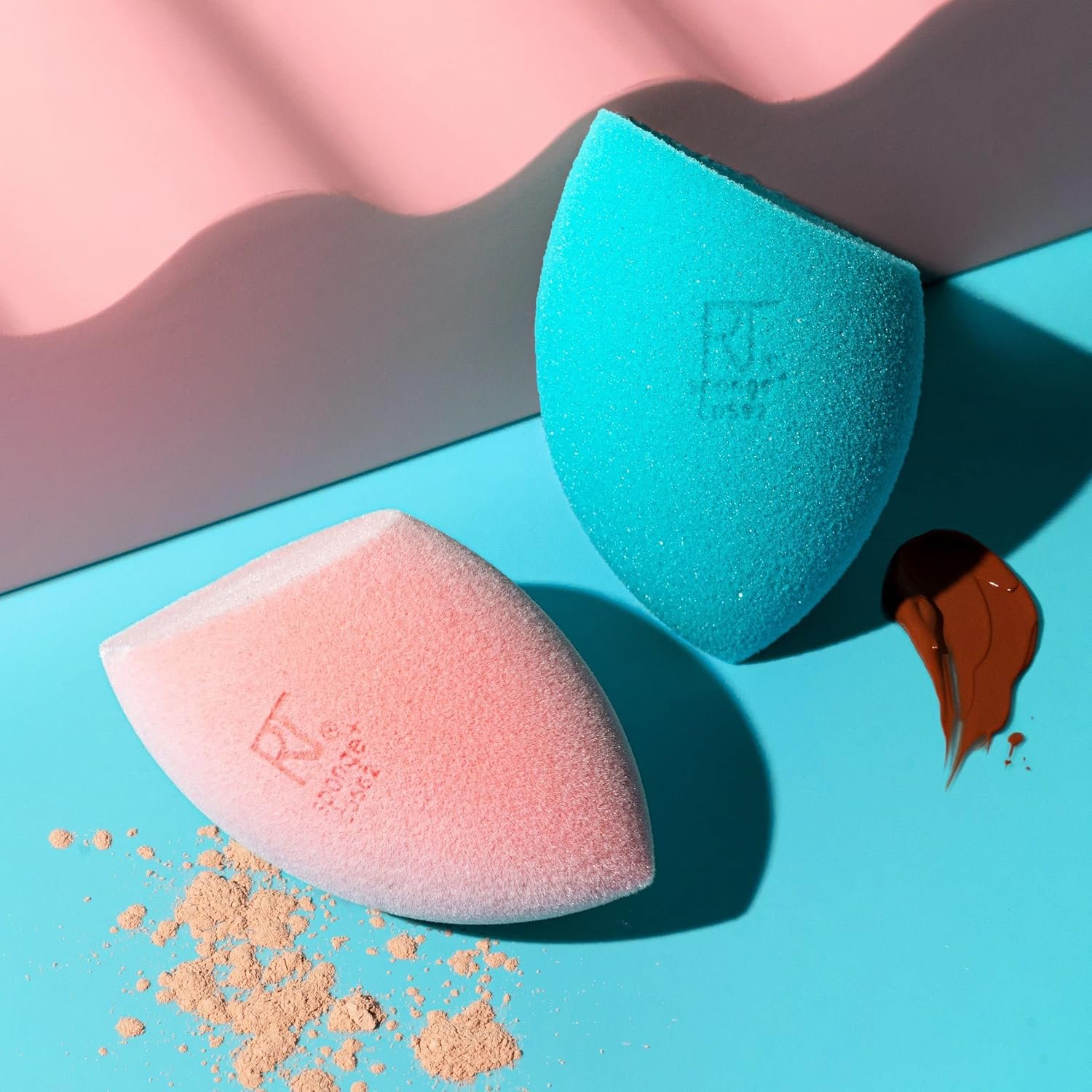 Real Techniques Miracle Mattifying Makeup Sponge Duo, Matte Finish, Cloud Skin, Full Coverage Foundation & Powder Makeup Blending Sponges for Oily Skin, Cruelty & Latex-Free Foam, 2 Count - Image 14