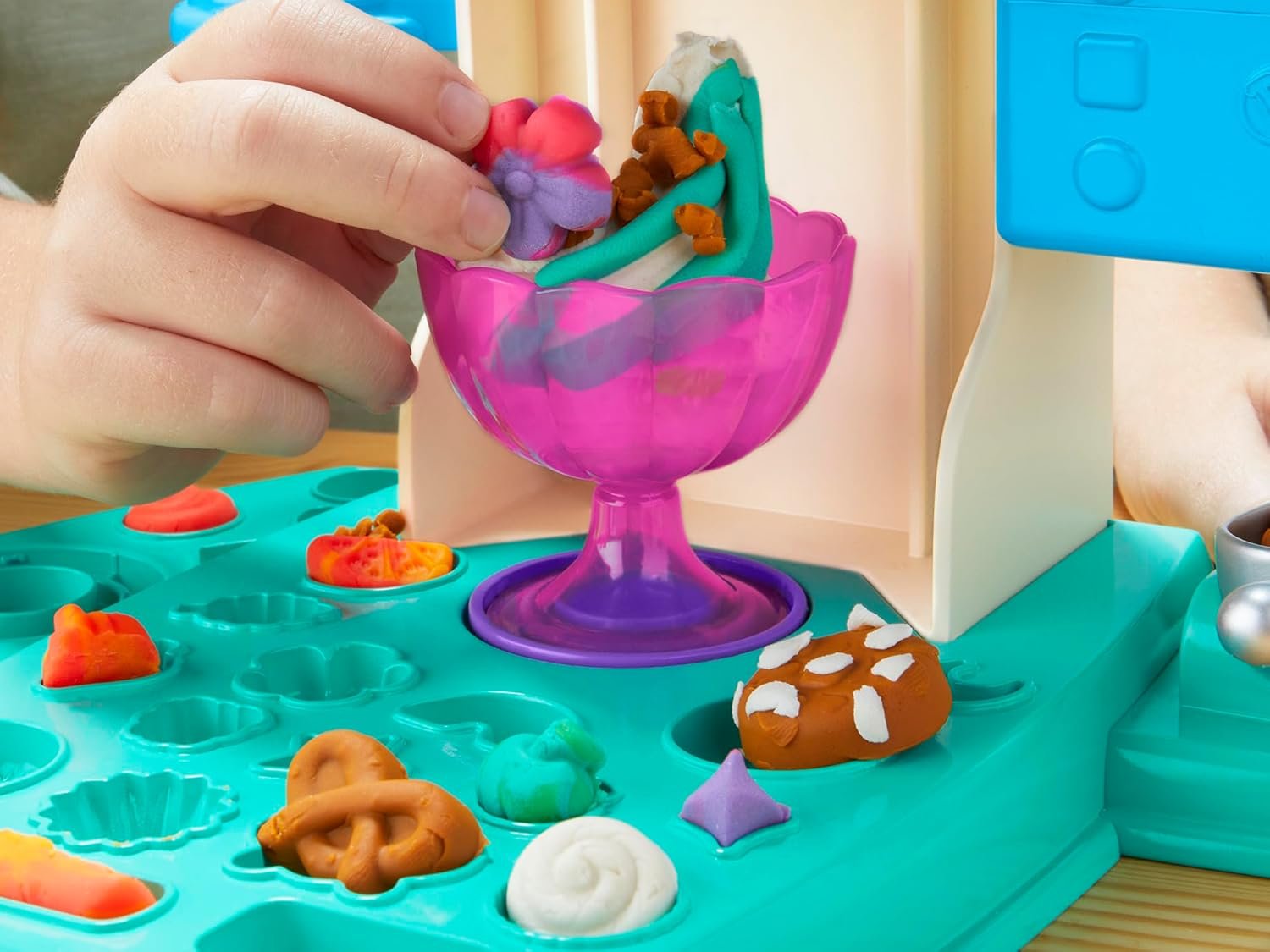 Play-Doh Rainbow Swirl Ice Cream Playset with 7 Pretend Play Kitchen Accessories, Arts and Crafts Toys for 3 Year Old Girls and Boys and Up - Image 9