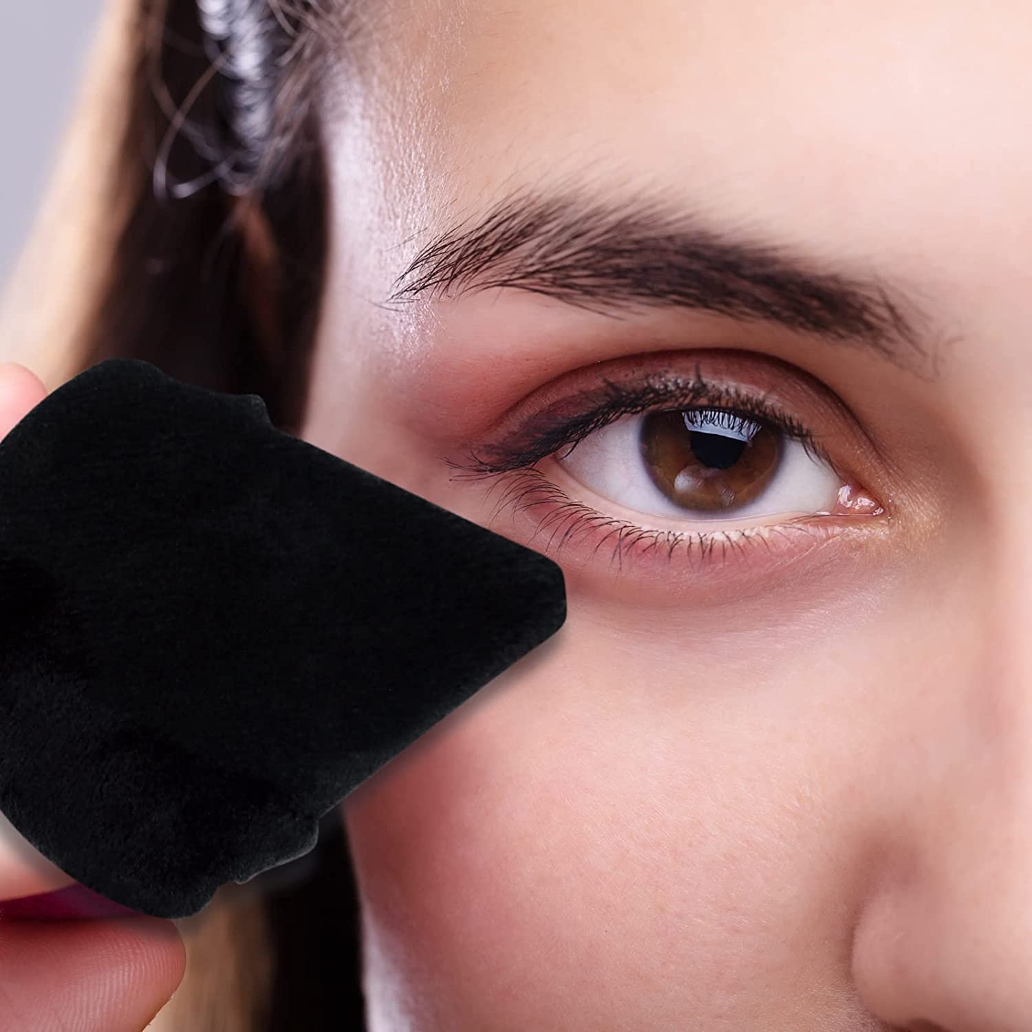 2 Pcs EVAOUXIU Triangle Powder Puff for Face Powder, Soft Plush Setting Makeup Puff, Velour Cosmetic Foundation Blender Sponge Beauty Makeup Tools (Black) - Image 2