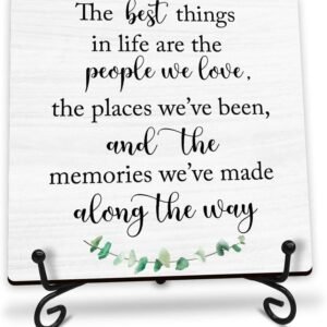 Motivational Quote Wooden Sign - 5" Wooden Decoration The Best Things In Life Are The People We Love Plaque - Greenery Farmhouse Tabletop Office Home Decor - Gifts For Family & Friends - A14