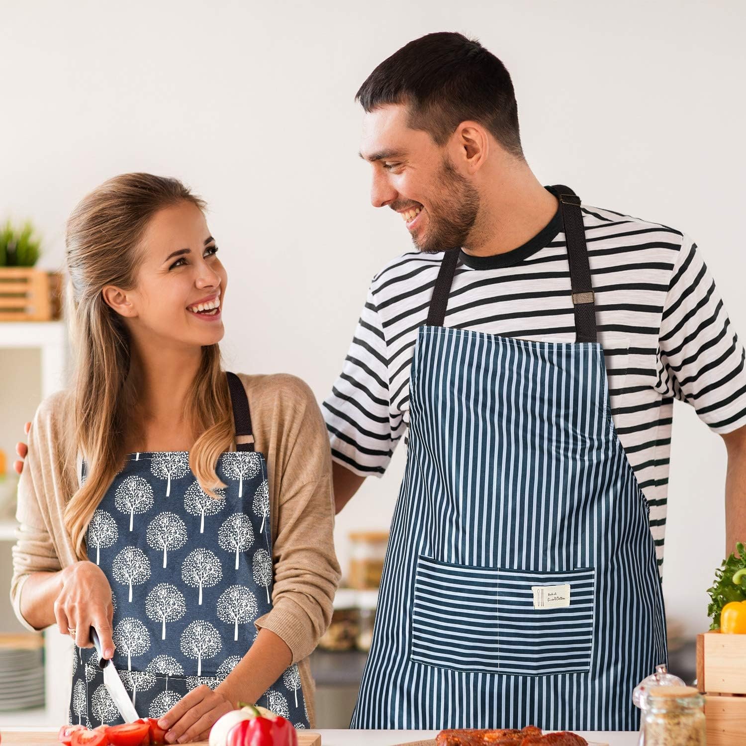 SATINIOR 3 Pieces Waterproof Bib Apron with 2 Pockets Adjustable Cooking Kitchen Apron for Women Men Chef BBQ Baking Cleaning - Image 5