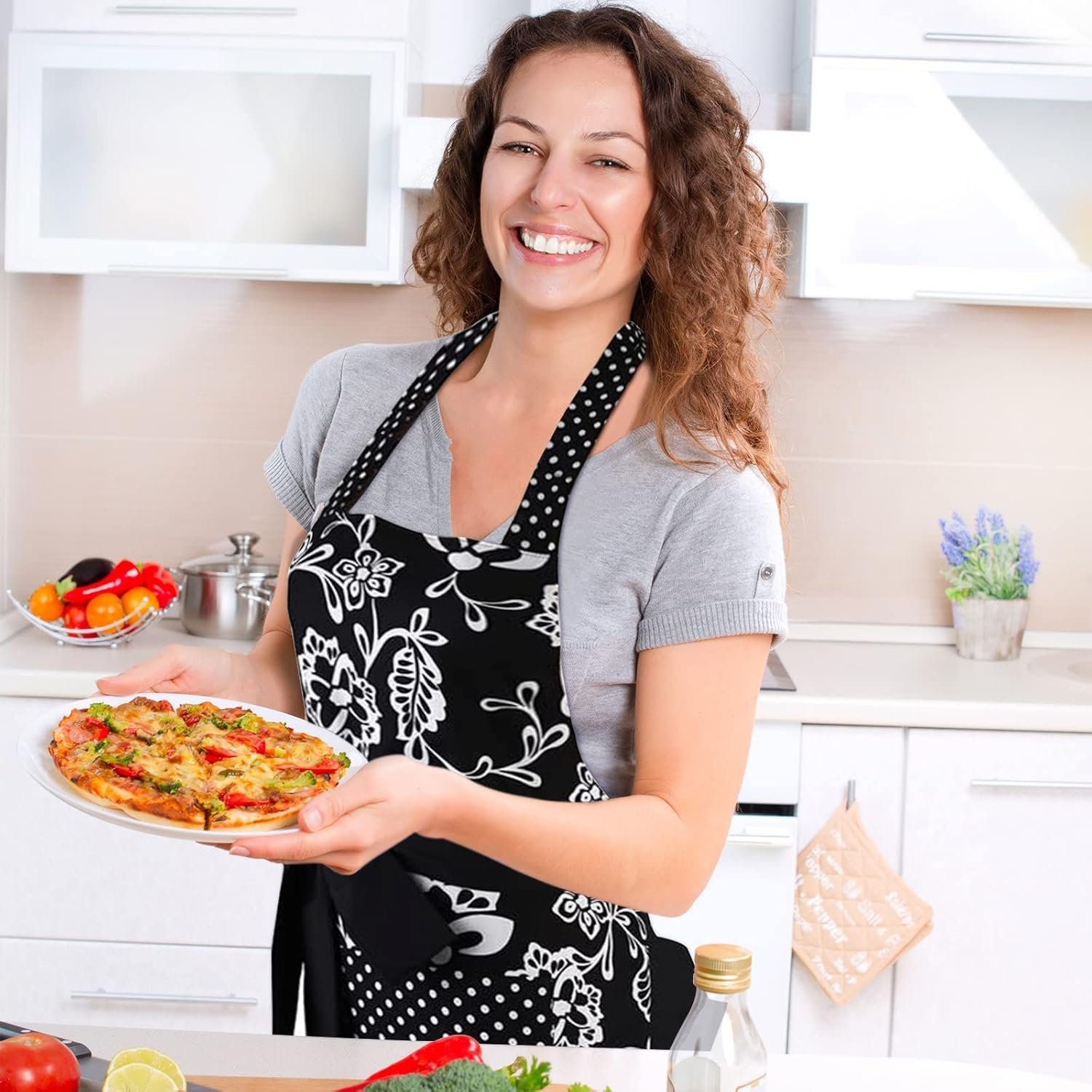 G2PLUS Vintage Floral Kitchen Apron for Women, Black Pleated Hem Cooking Apron with Pocket, Retro Cotton Apron for Kitchen and Home Use (29 x 21 inch) - Image 8