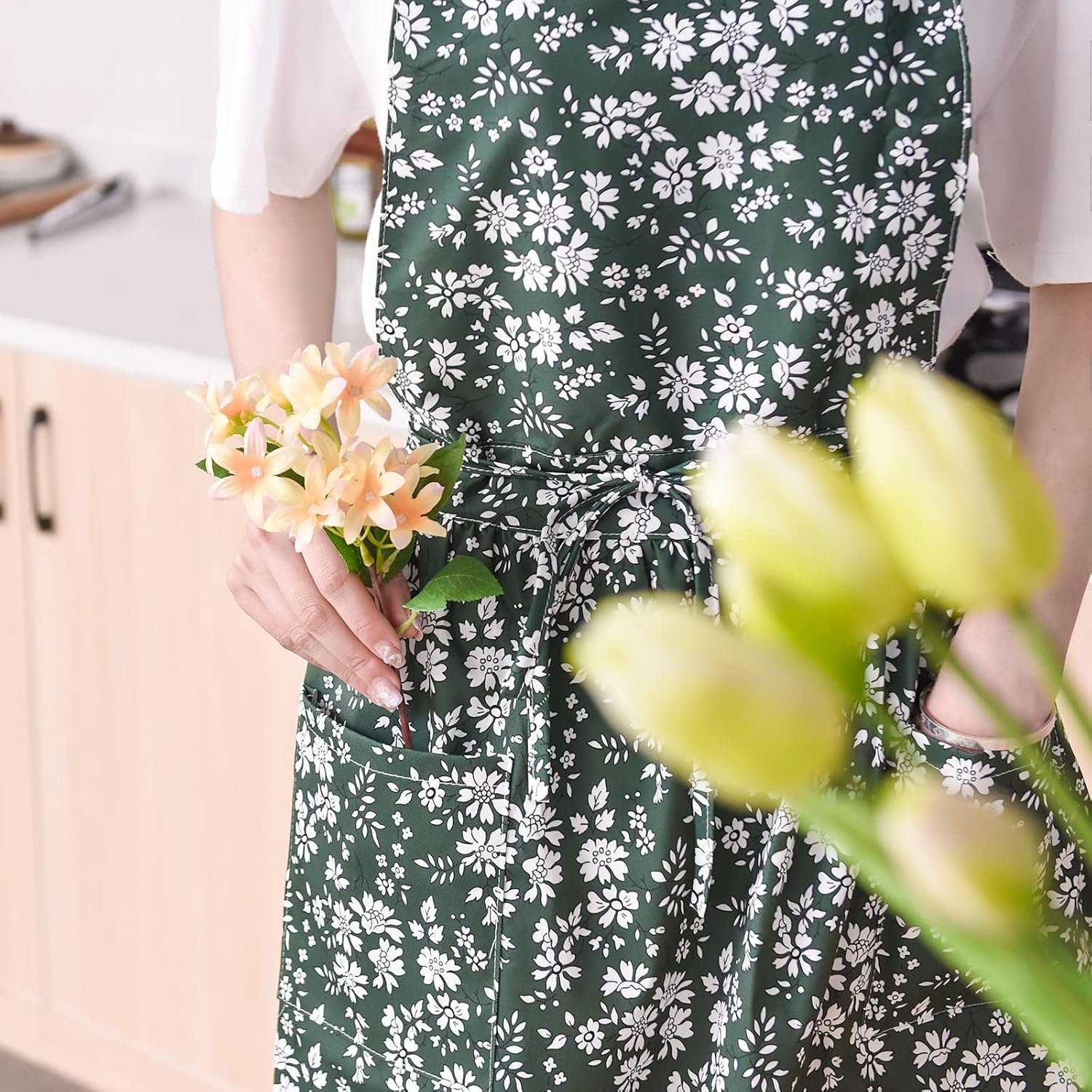 Pinknoke Vintage Pinafore Apron Dress for Women with Pockets Cute Floral Chef Aprons for Kitchen Cooking Baking Gardening - Image 3