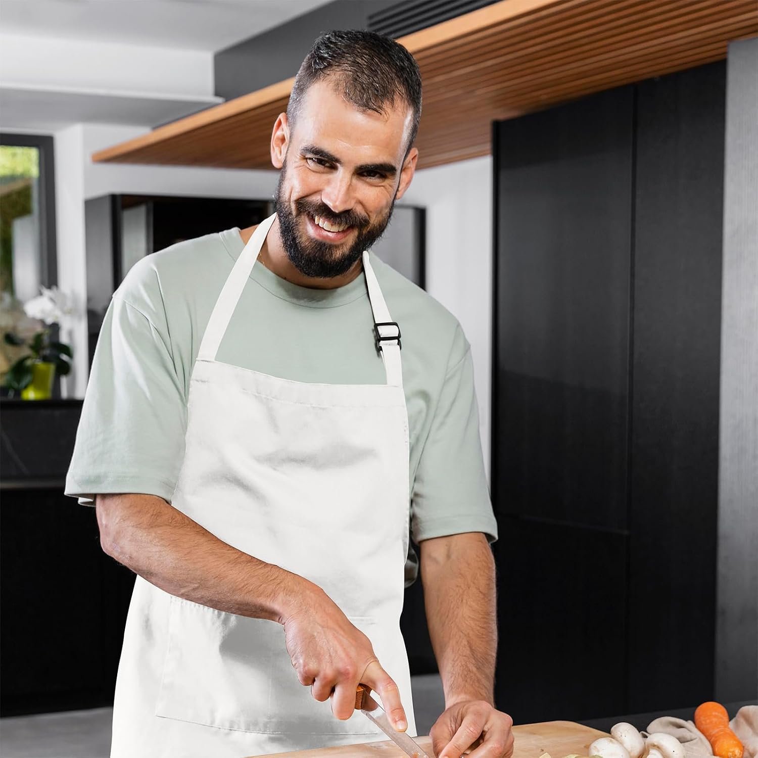 Adjustable Bib Apron 100% Polyester Kitchen Aprons Waterdrop Resistant Aprons with Adjustable Strap, Pockets & Long Ties - Image 2